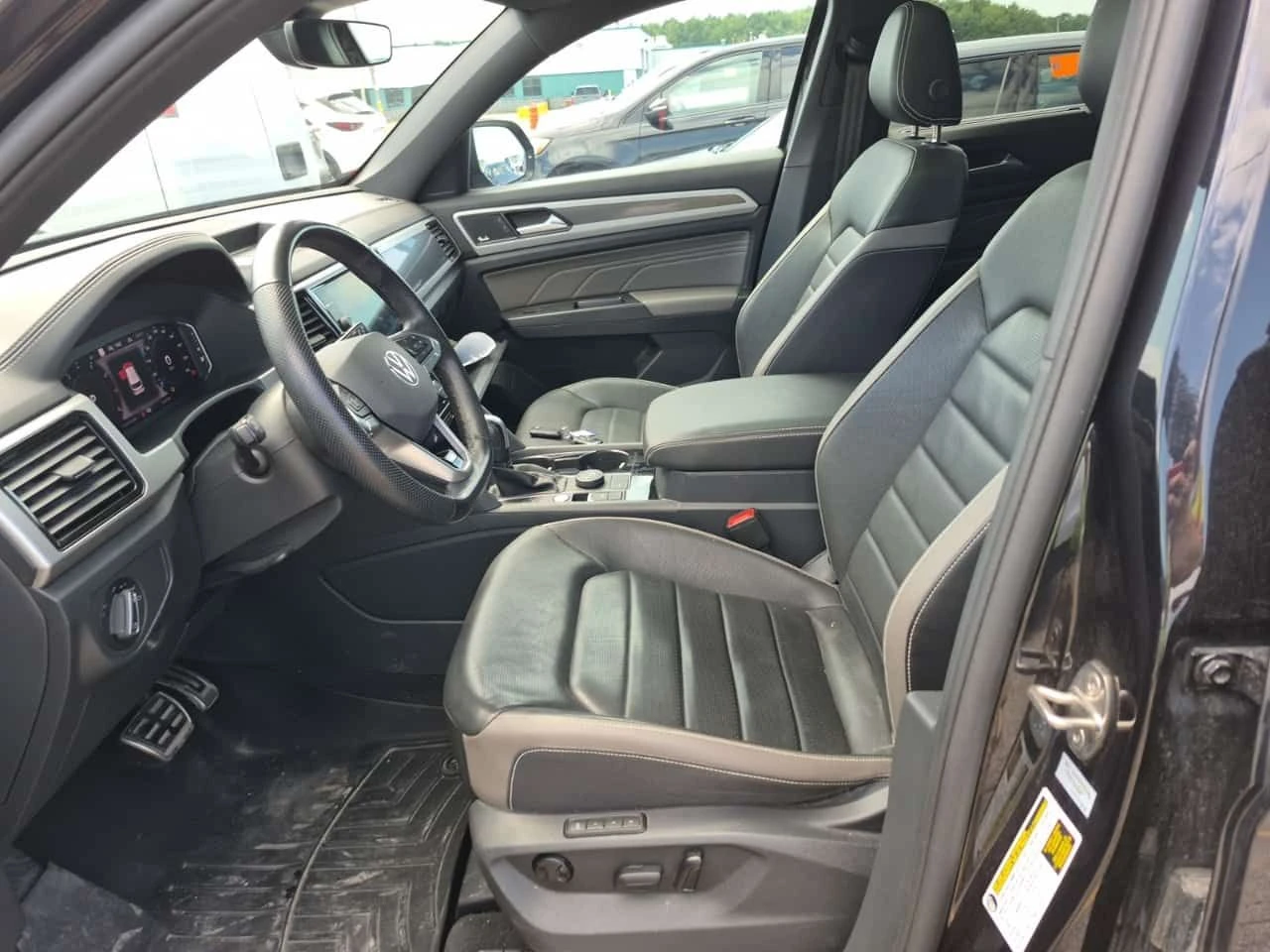 VW Atlas * HIGHLINE * CARFAX * , снимка 5 - Автомобили и джипове - 55582691