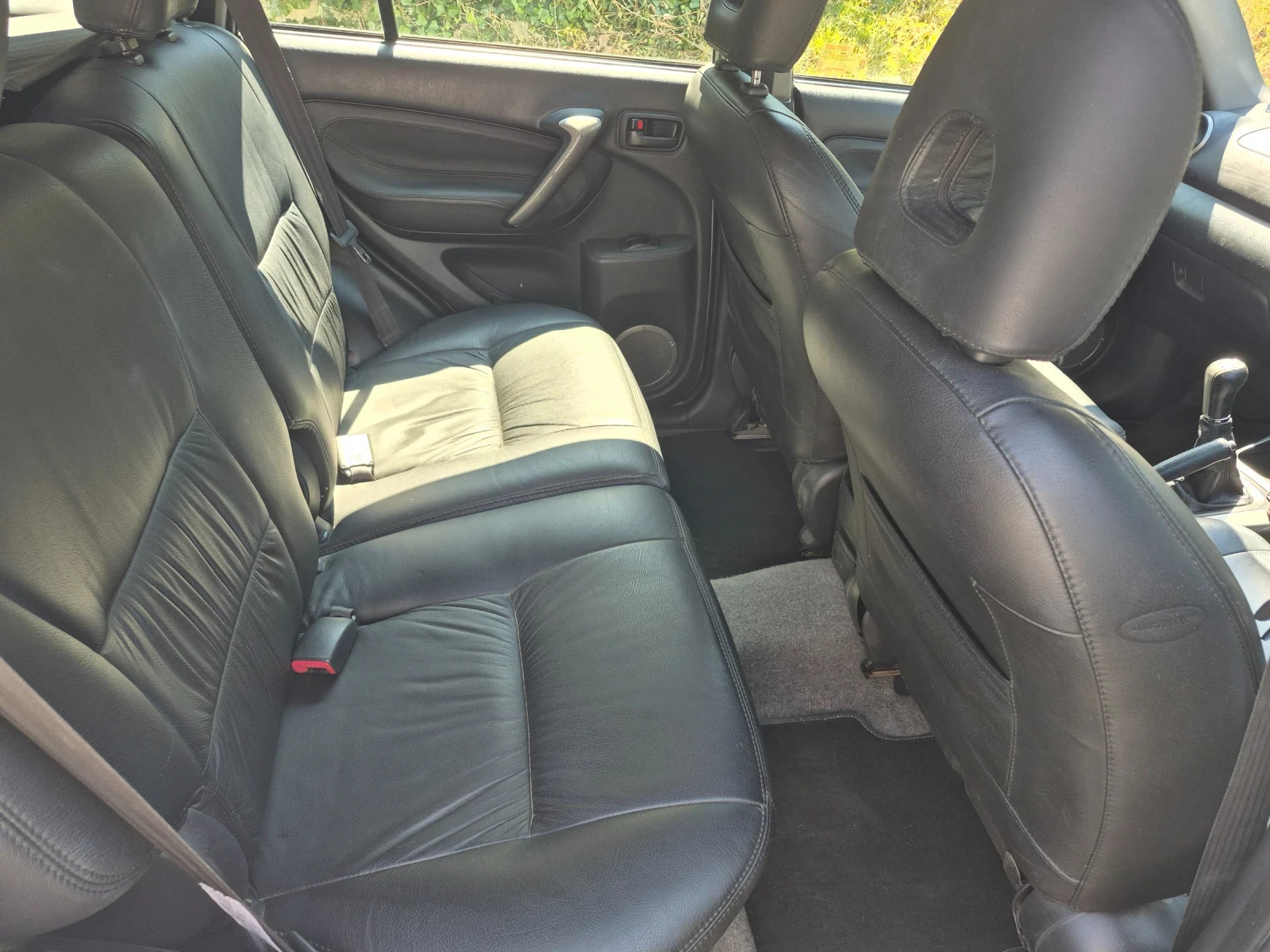 Toyota Rav4, снимка 10 - Автомобили и джипове - 55753598