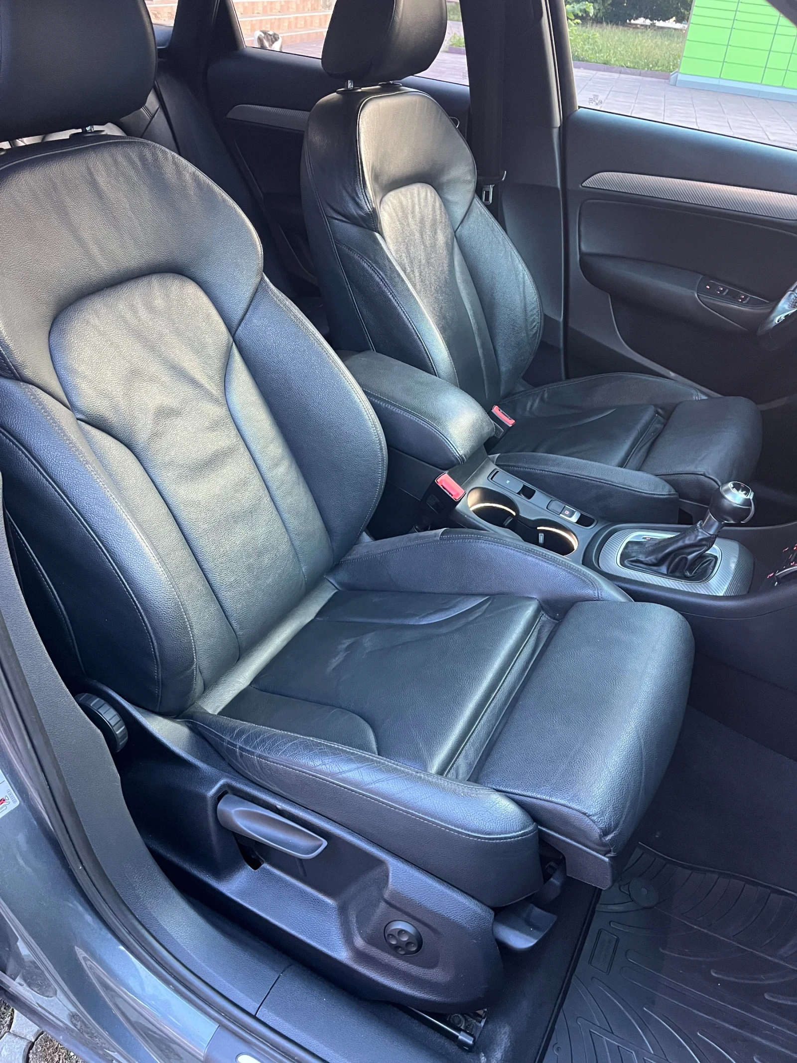 Audi Q3 2.0TDI 3xS LINE , снимка 9 - Автомобили и джипове - 56167873