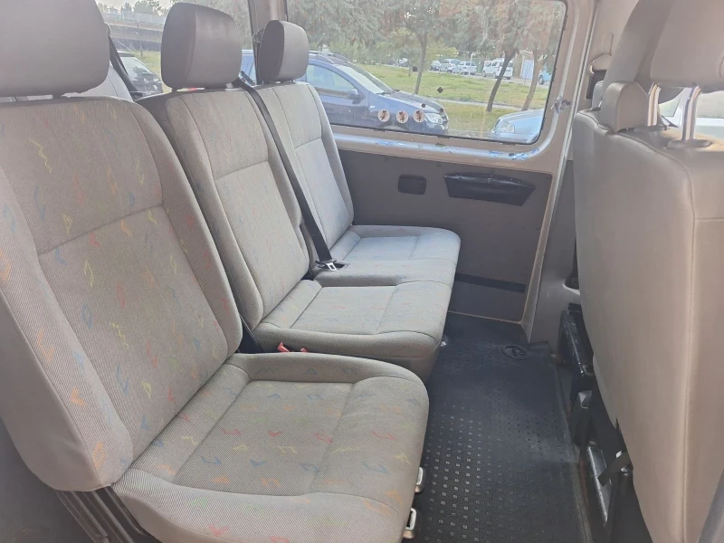 VW T5 1.9 TDI, снимка 7 - Бусове и автобуси - 52928234