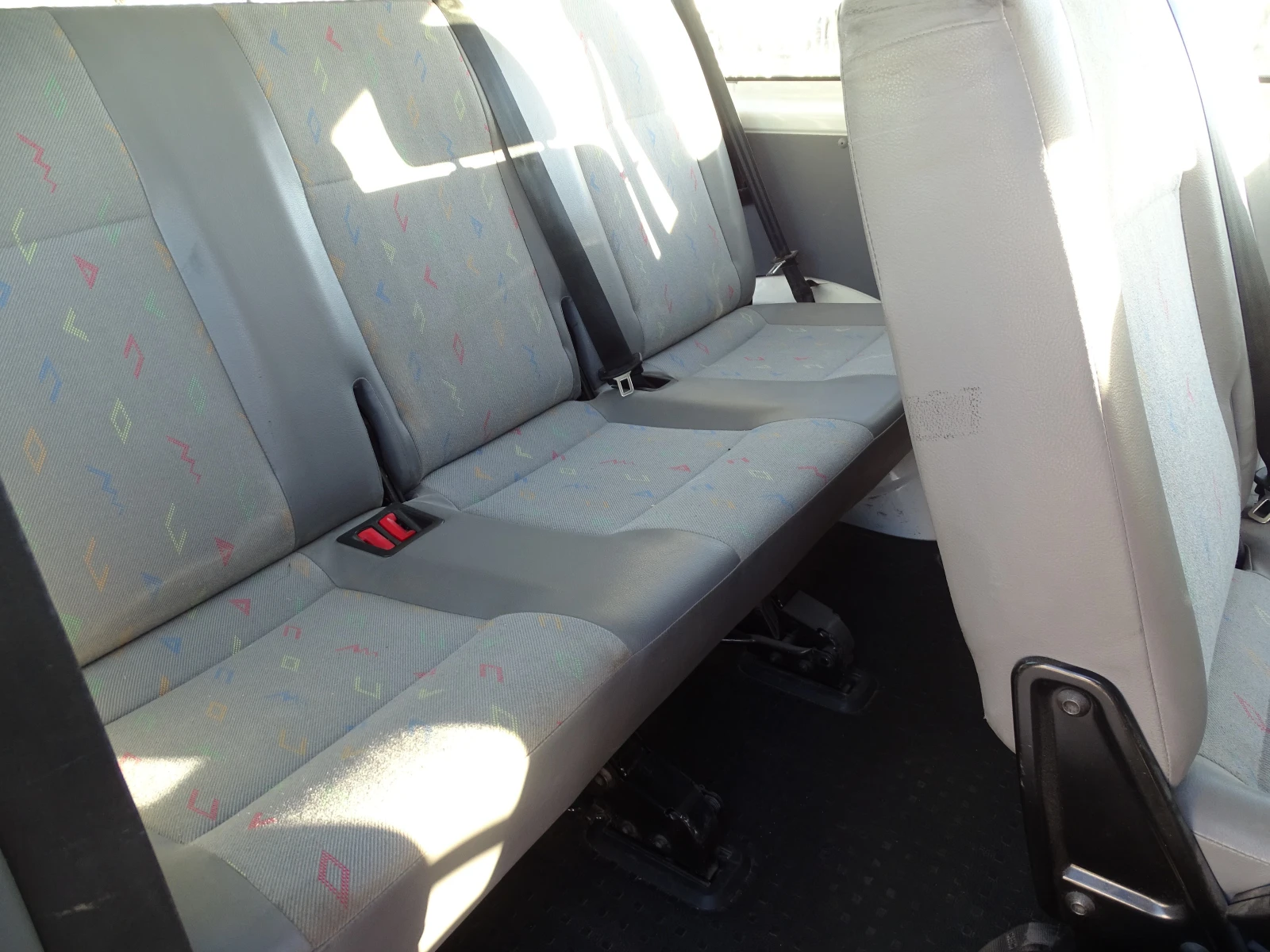 VW T5 9    | Mobile.bg   12