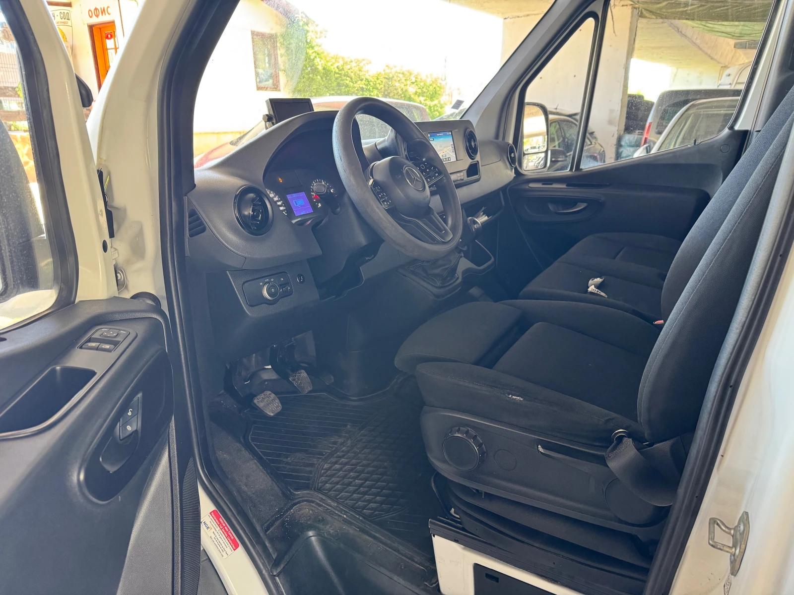 Mercedes-Benz Sprinter С включен ддс-2019-NAVI-камера, снимка 11 - Бусове и автобуси - 54557178