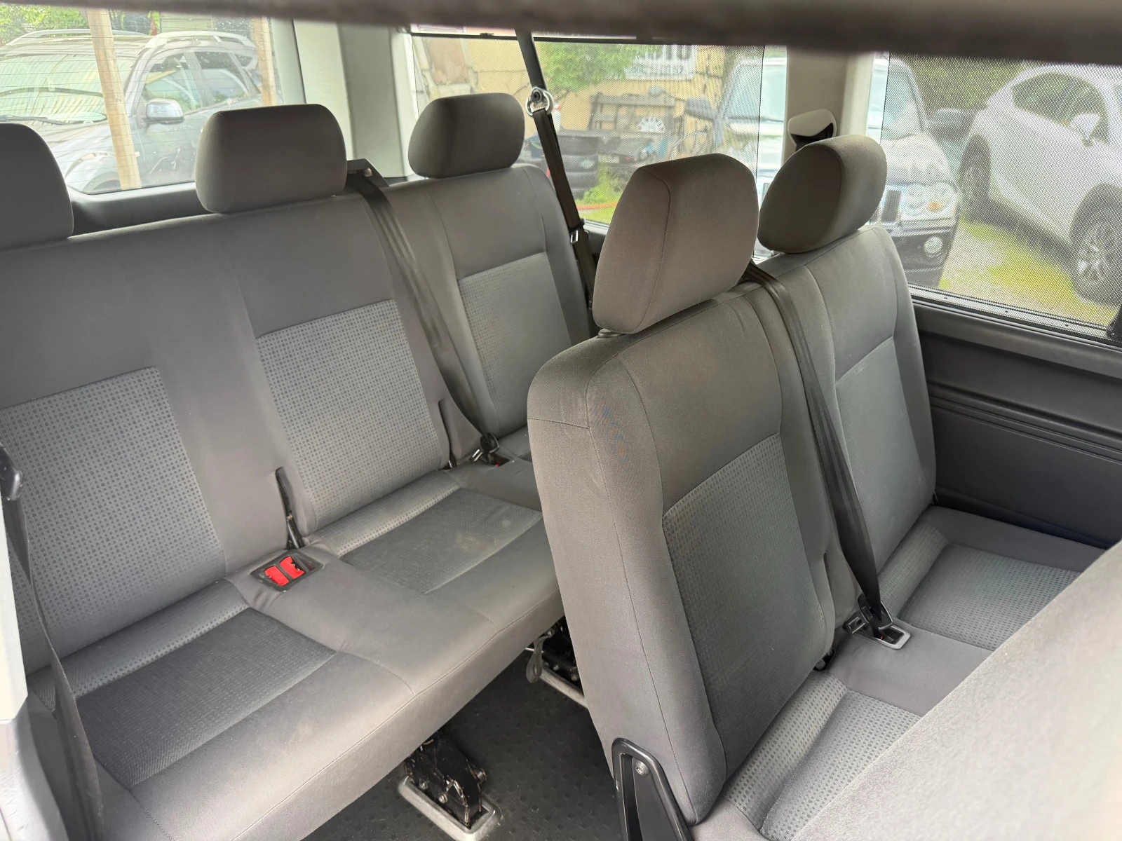 VW T5 2.5TDi, 9местен, дълга база, снимка 11 - Бусове и автобуси - 54579260