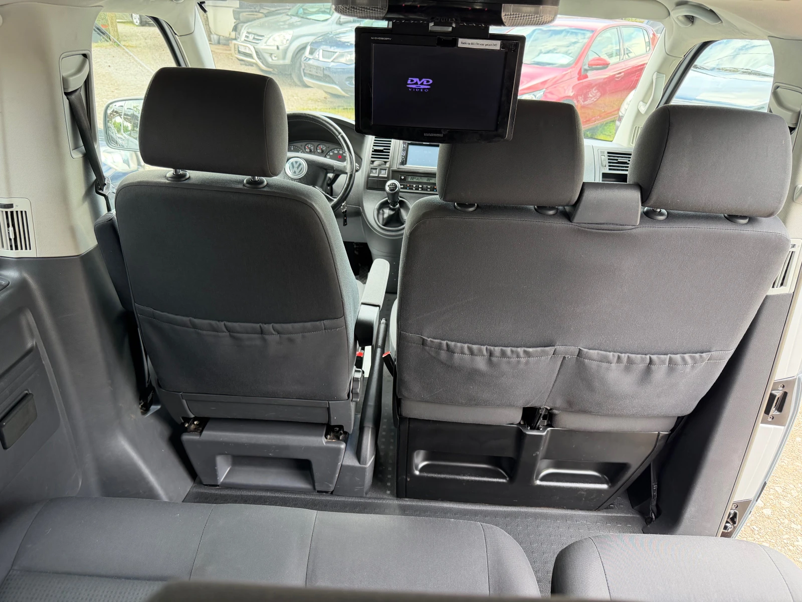 VW T5 2.5TDi, 9местен, дълга база, снимка 12 - Бусове и автобуси - 54579260