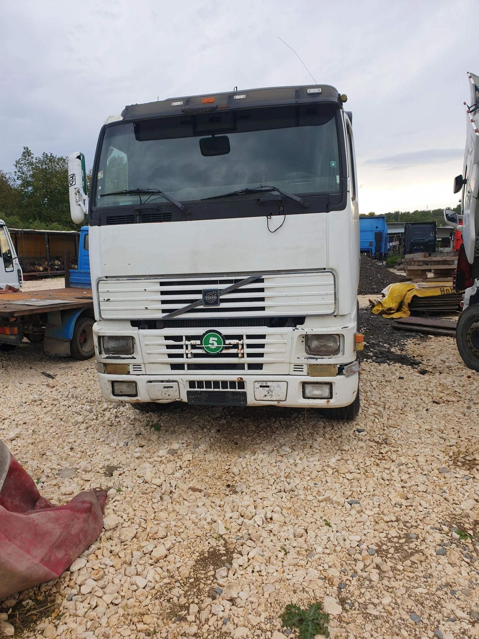 Volvo F12 Fh 12 380 420   F 12 400 | Mobile.bg   8