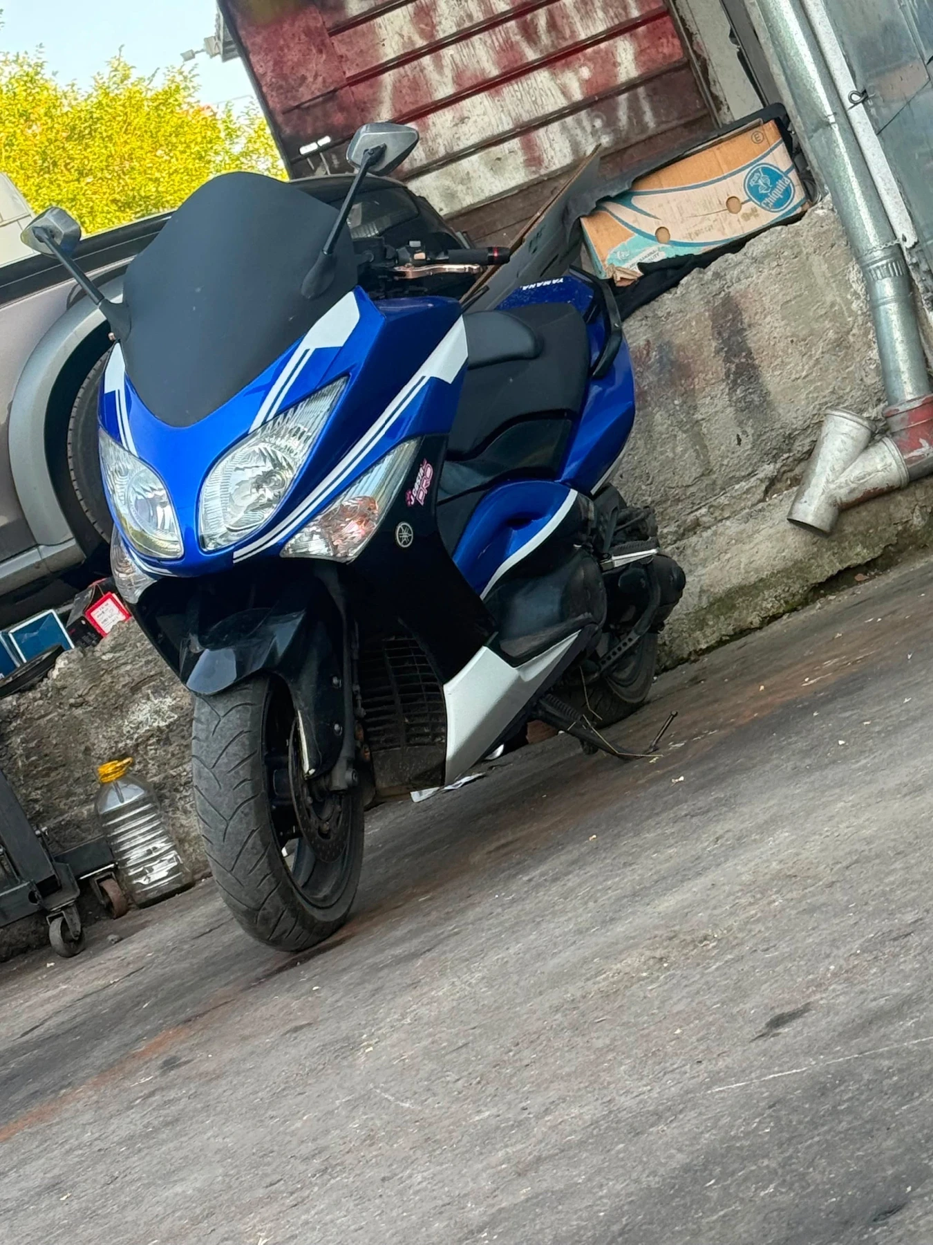 Yamaha T-max