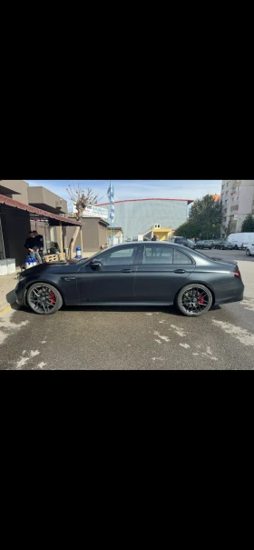 Mercedes-Benz E 63 AMG, снимка 7