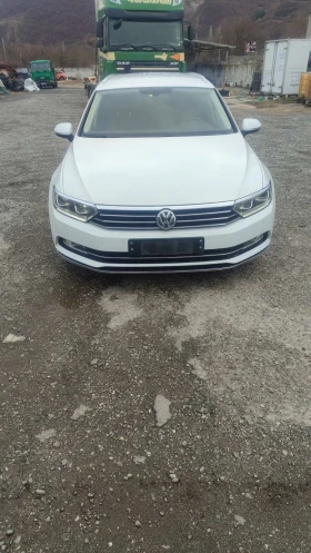 VW Passat Б8 Дигитално табло 2.0 150 к.с., снимка 2