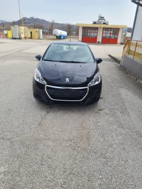 Peugeot 208 1.2куб.80к.с.Евро 6 - Бензин , снимка 1