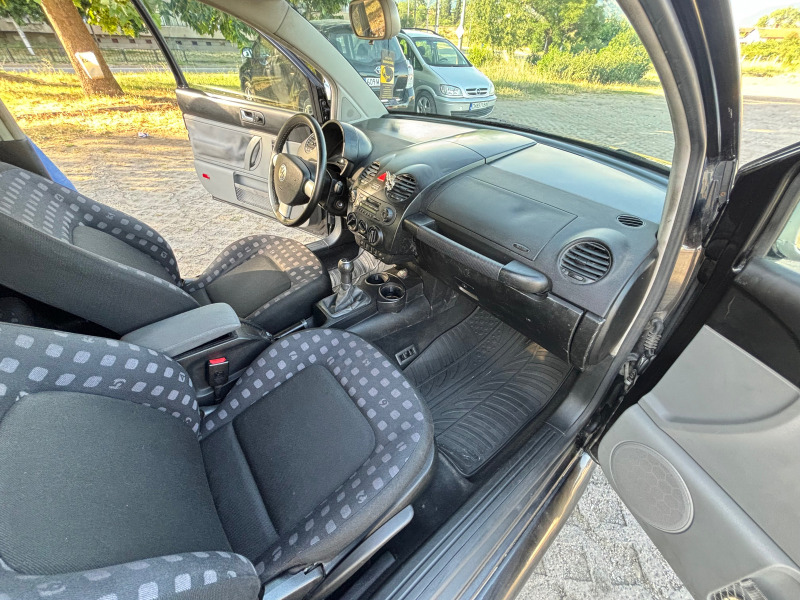 VW Beetle 1.9, снимка 6 - Автомобили и джипове - 46409887