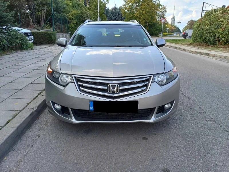 Honda Accord Tourer 2.2 i-DTEC Elegance, снимка 8 - Автомобили и джипове - 47356249