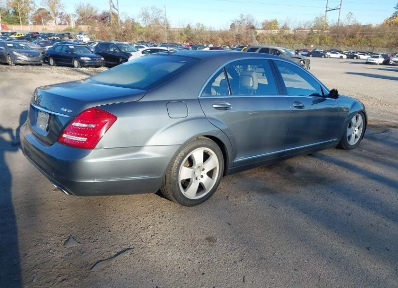 Mercedes-Benz S 500 4MATIC* HARMAN/KARDON* Обдухване* , снимка 4 - Автомобили и джипове - 48007078