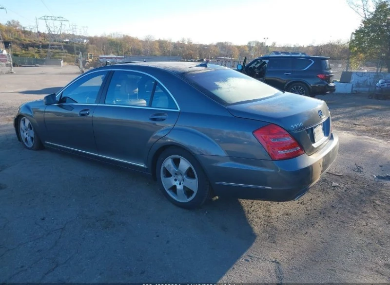 Mercedes-Benz S 500 4MATIC* HARMAN/KARDON* Обдухване* , снимка 3 - Автомобили и джипове - 48007078