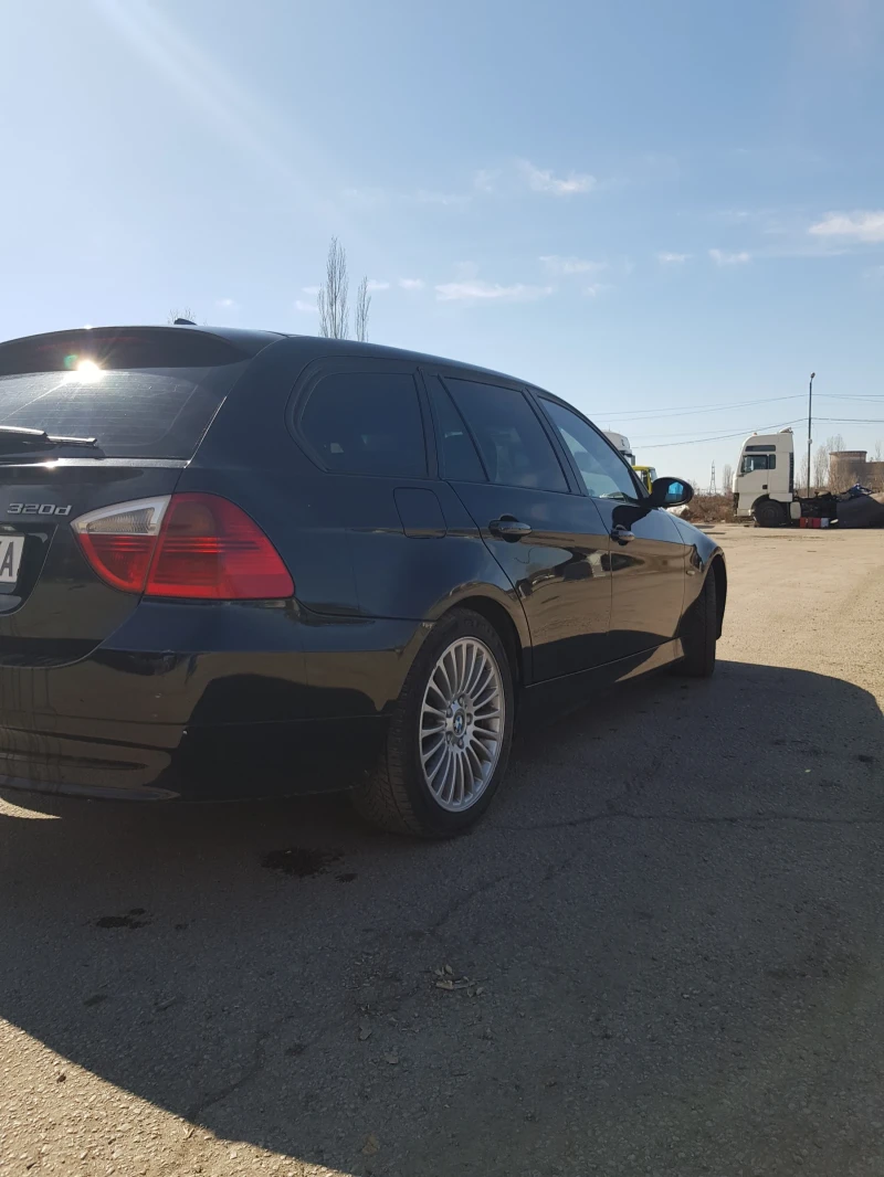 BMW 320, снимка 4 - Автомобили и джипове - 49126234