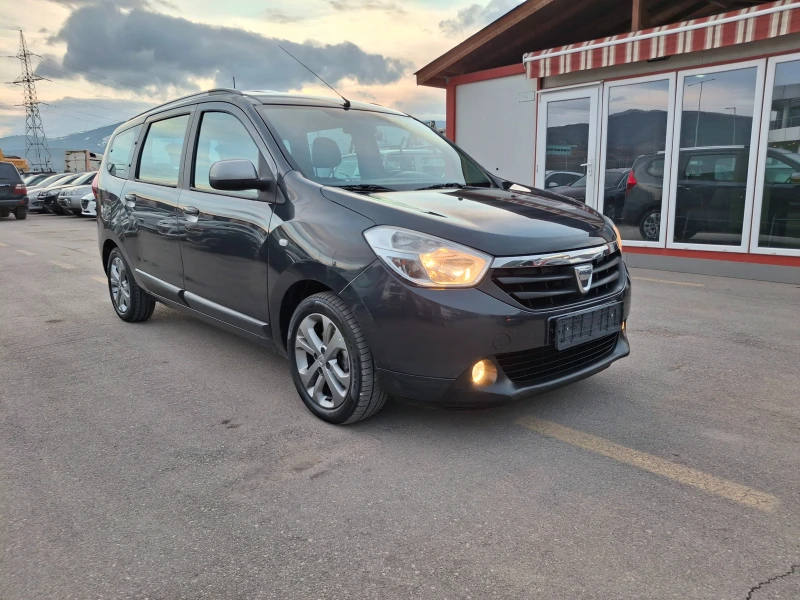 Dacia Lodgy 1.5 dCi* 110 к.с* 7 места* NAVI, снимка 3 - Автомобили и джипове - 49131615