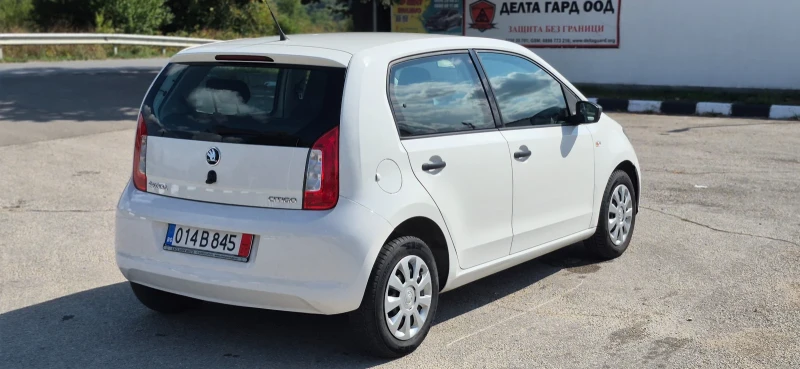VW Up 1.0 MPI, снимка 7 - Автомобили и джипове - 51521933