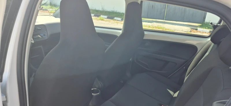 VW Up 1.0 MPI, снимка 17 - Автомобили и джипове - 51521933