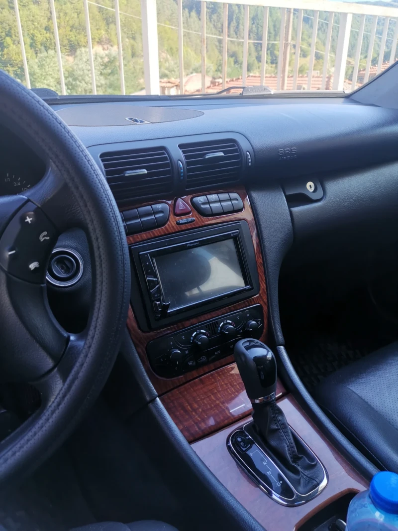 Mercedes-Benz C 270, снимка 9 - Автомобили и джипове - 52150870