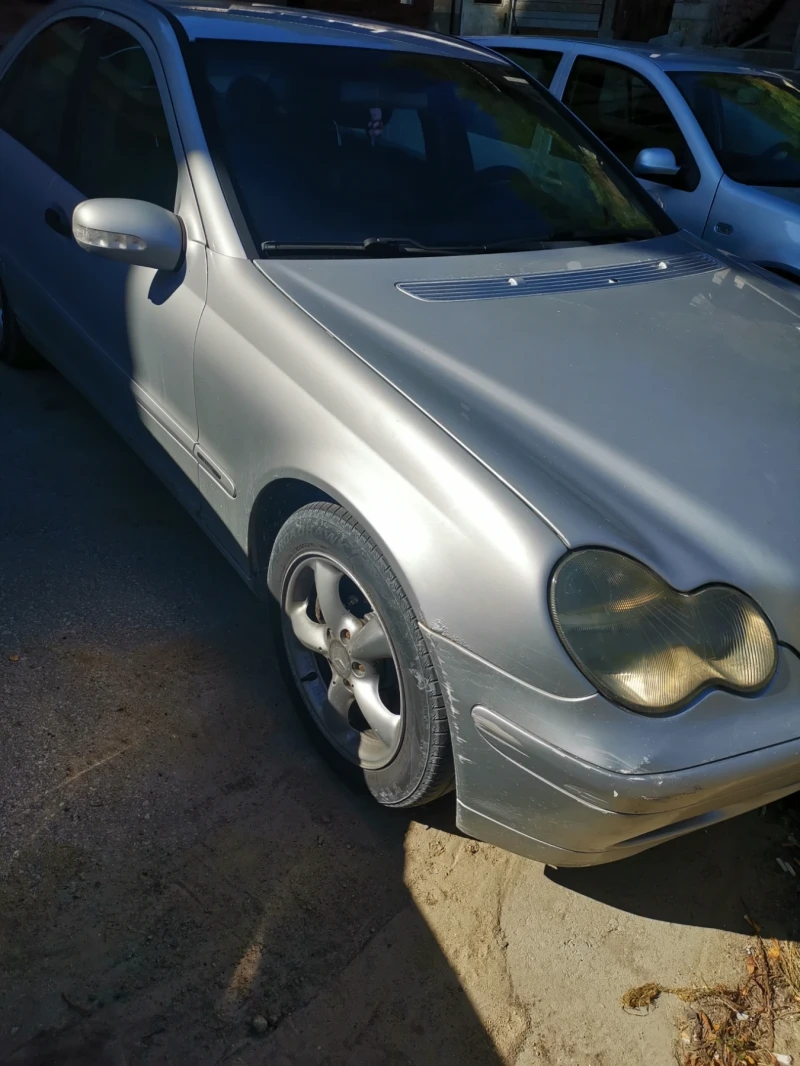 Mercedes-Benz C 270, снимка 10 - Автомобили и джипове - 52150870