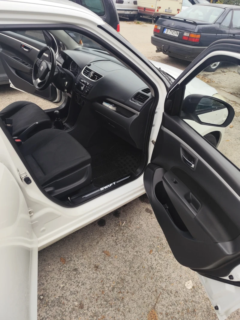 Suzuki Swift, снимка 2 - Автомобили и джипове - 52598415