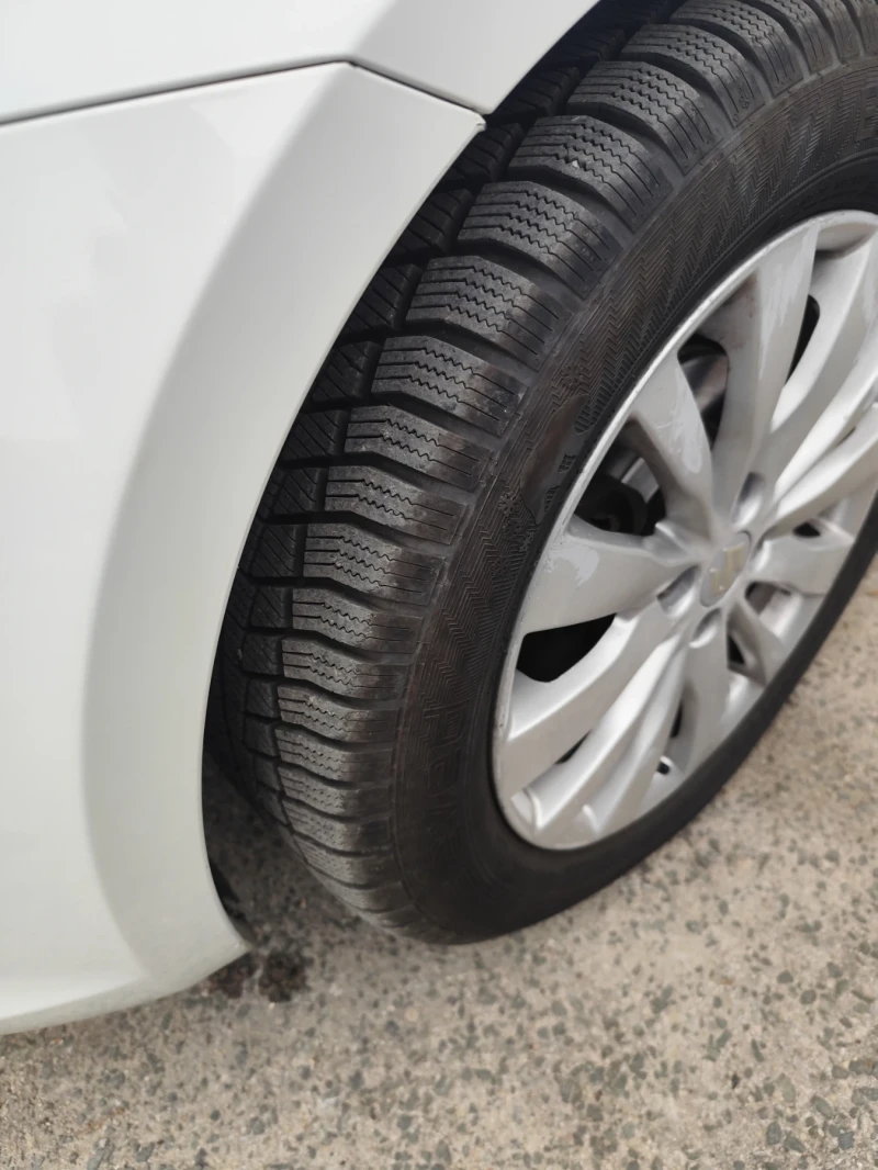 Suzuki Swift, снимка 9 - Автомобили и джипове - 52598415