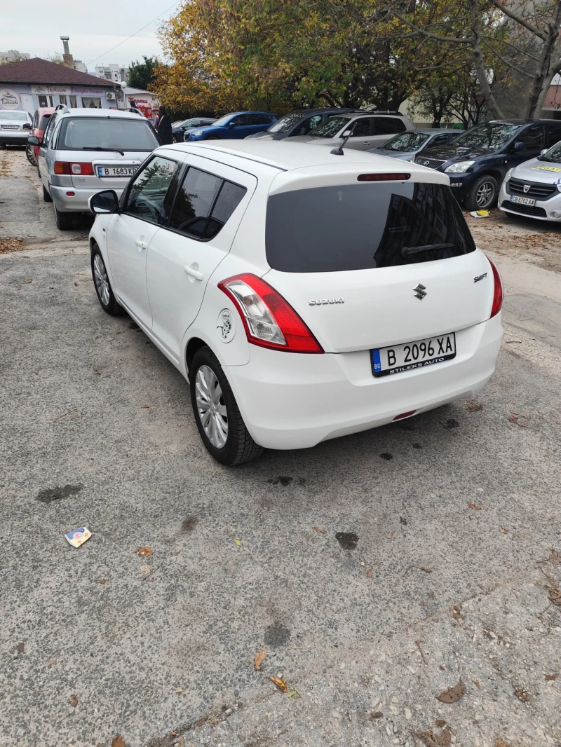 Suzuki Swift, снимка 14 - Автомобили и джипове - 52598415