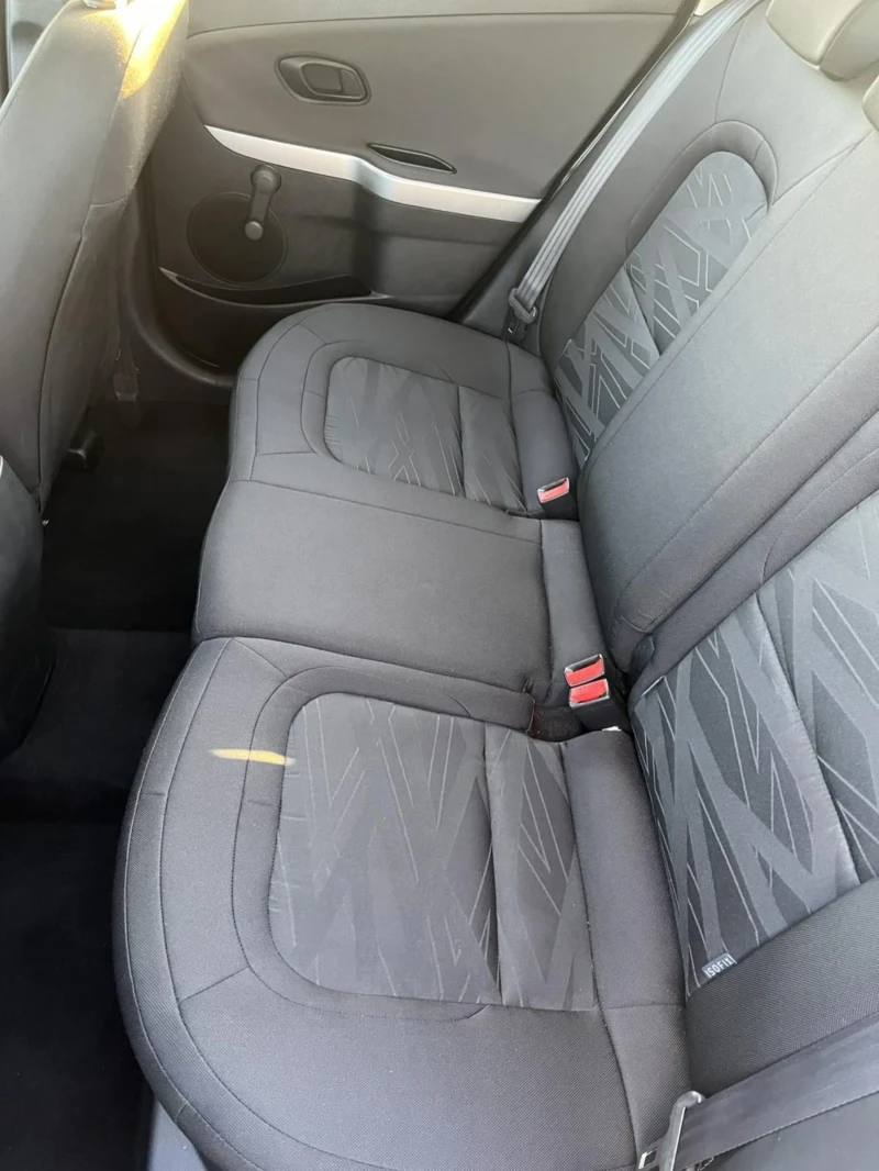 Kia Ceed 1.4, снимка 10 - Автомобили и джипове - 52264936
