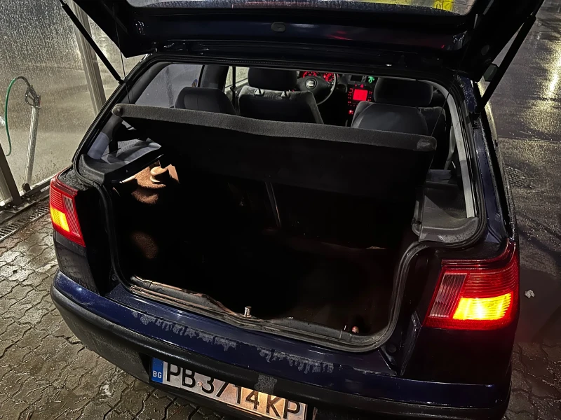 Seat Ibiza 1.4, снимка 9 - Автомобили и джипове - 53277178