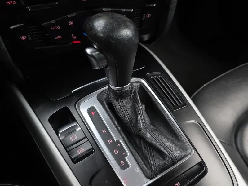 Audi A4 2.0 TDI - САМО 30% АВАНС, снимка 9 - Автомобили и джипове - 55458984