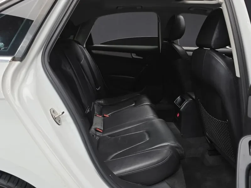 Audi A4 2.0 TDI - САМО 30% АВАНС, снимка 11 - Автомобили и джипове - 55458984