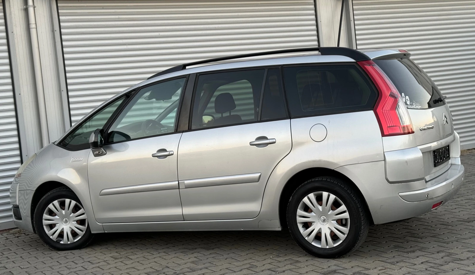 Citroen Grand C4 Picasso 2, 0i bi-fuel GPL, авто, пано, мулти, темпо, 6+ 1м - изображение 3