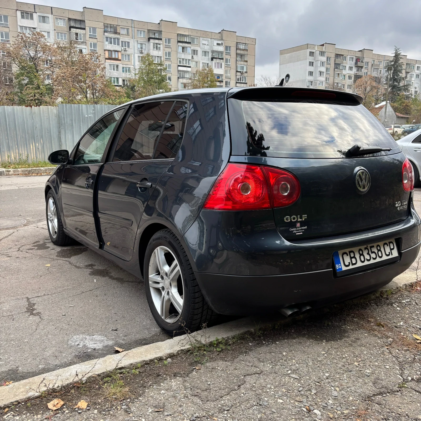 VW Golf 5, 4MOTION - ПЕРФЕКТЕН - изображение 5