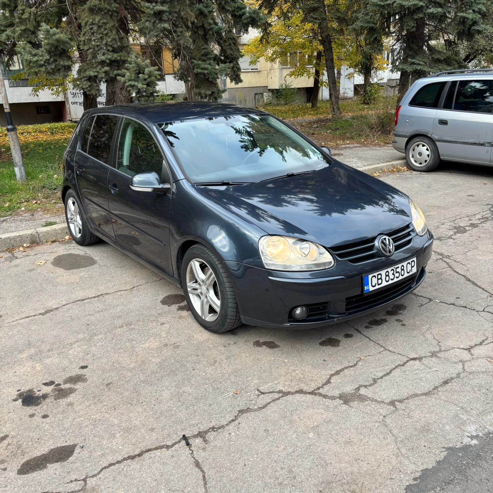 VW Golf 5, 4MOTION - ПЕРФЕКТЕН - изображение 2