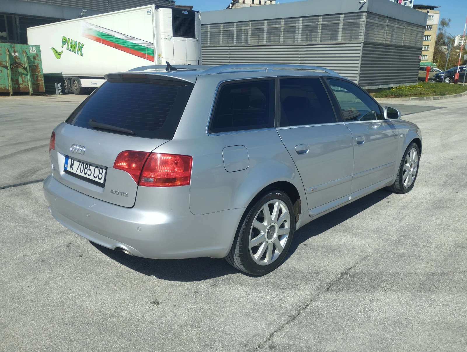 Audi A4 FULL S LINE регистрирана - изображение 3