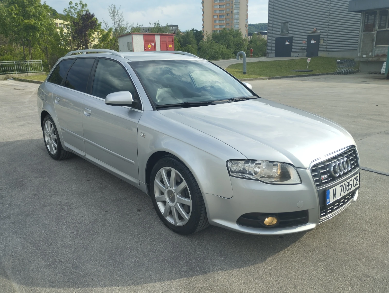 Audi A4 FULL S LINE регистрирана - изображение 2