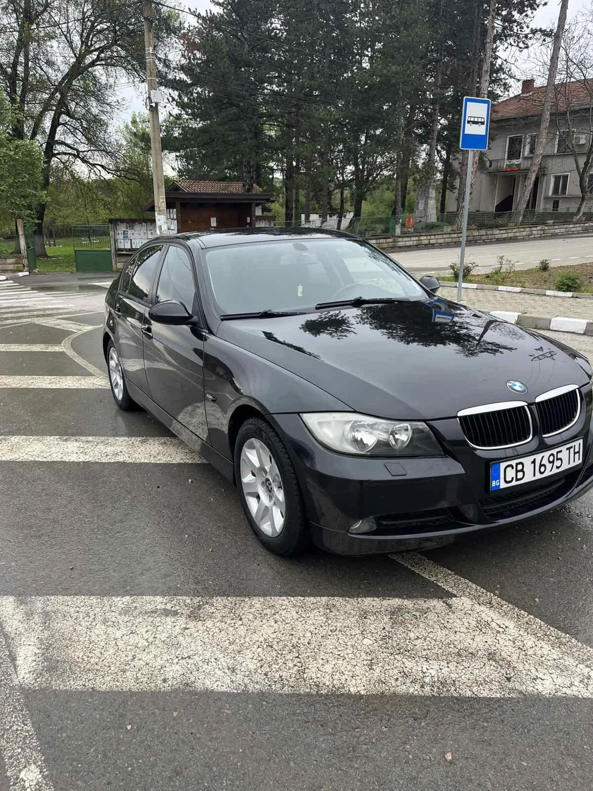 BMW 320  - изображение 2
