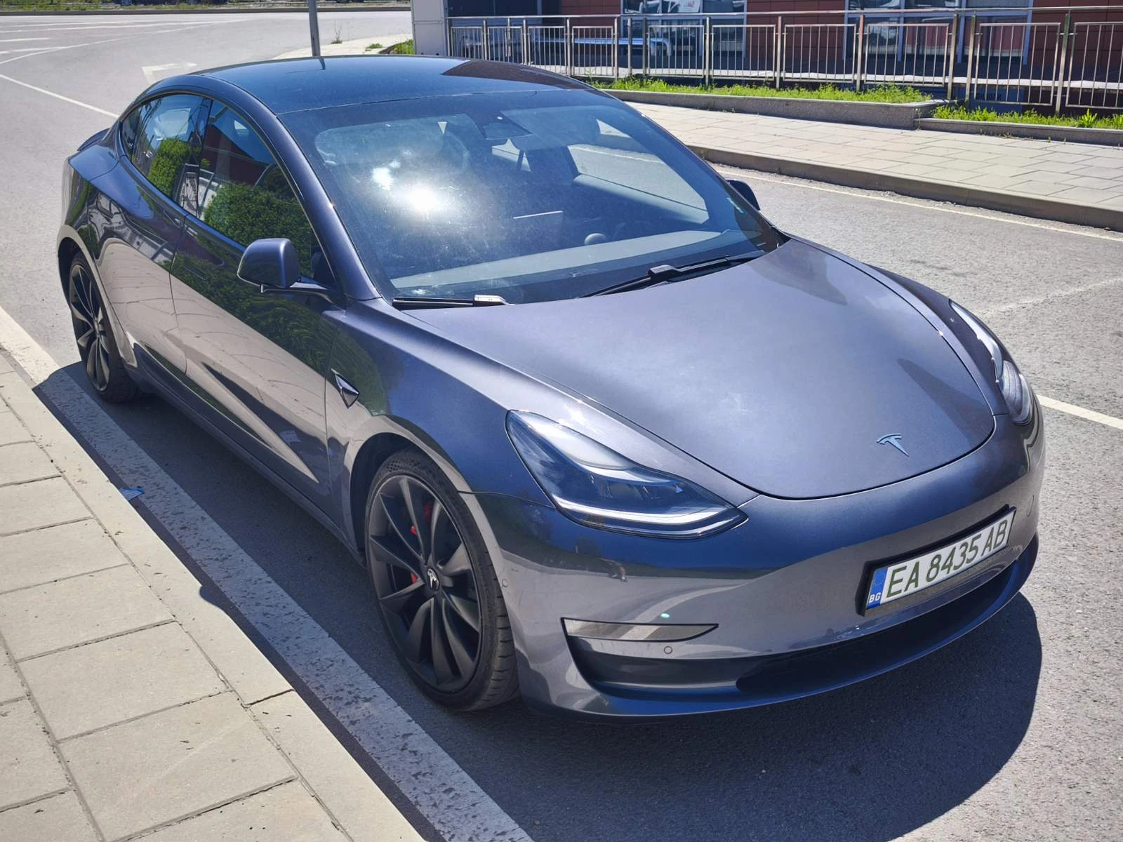 Tesla Model 3 Performance Dual Motor - изображение 4