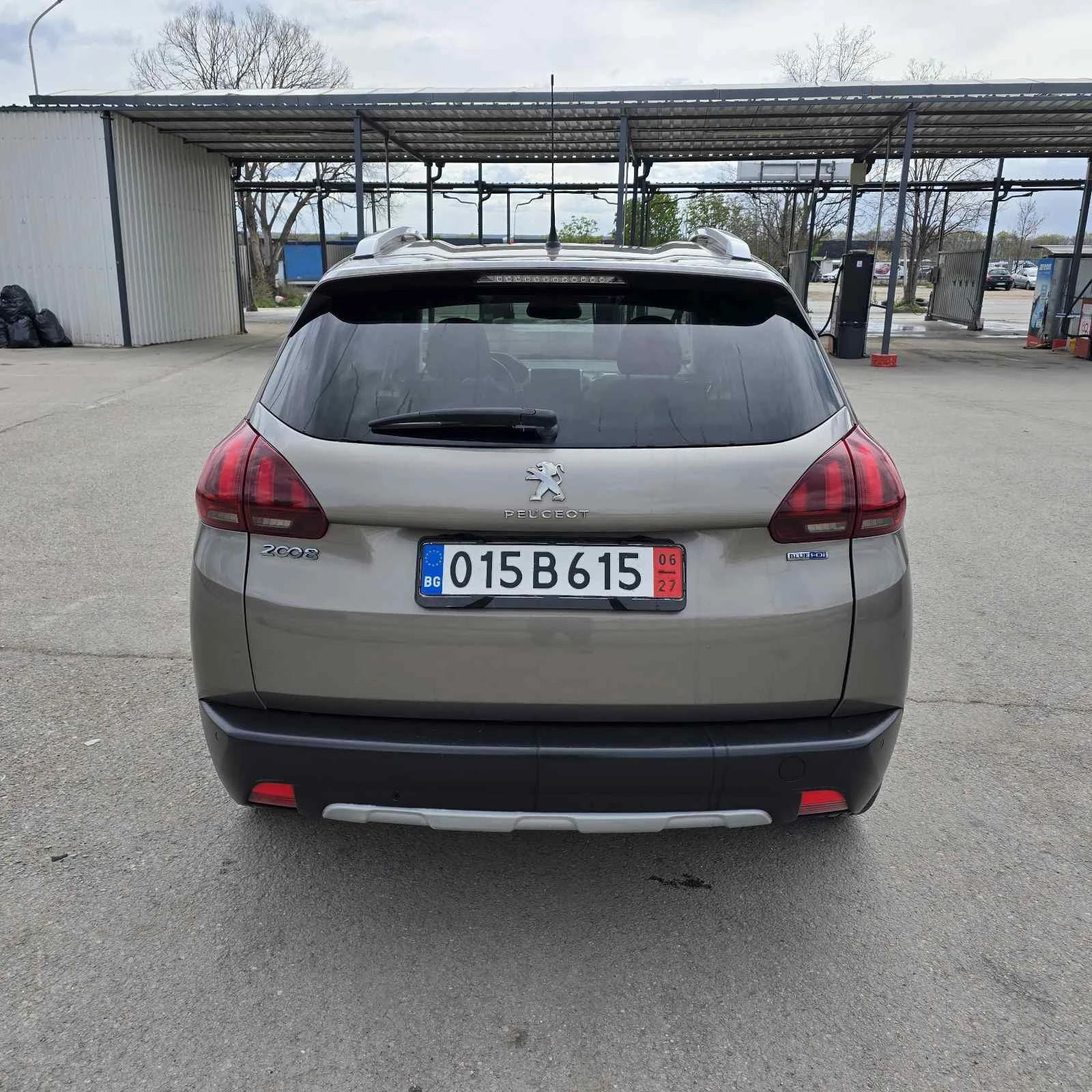Peugeot 2008 КАТО НОВО/FACELIFT/Кожа/CR0SSOVER - изображение 6
