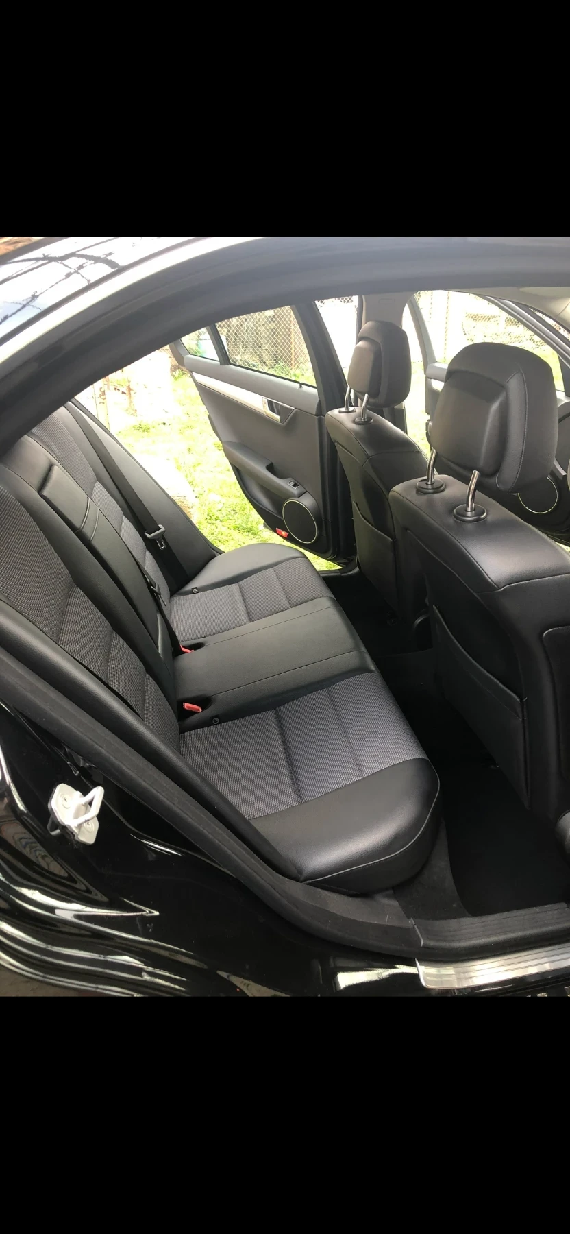 Mercedes-Benz C 320  - изображение 7
