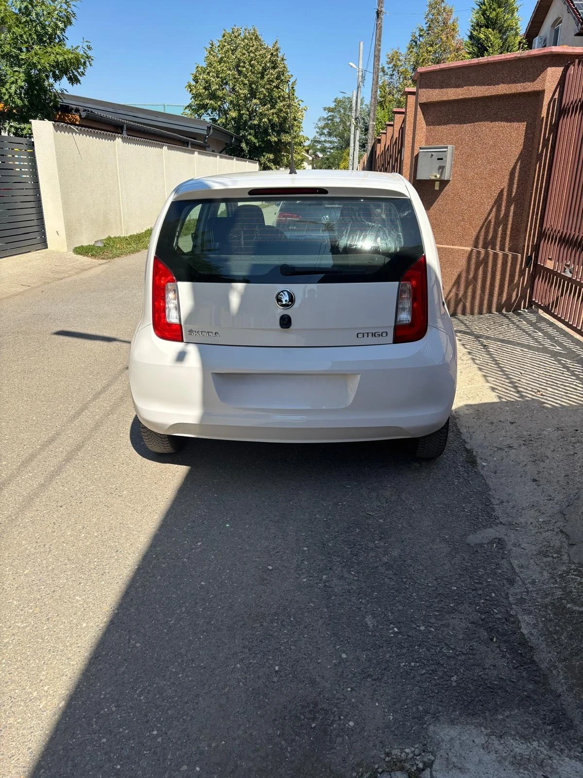 VW Up 1.0 MPI - изображение 4