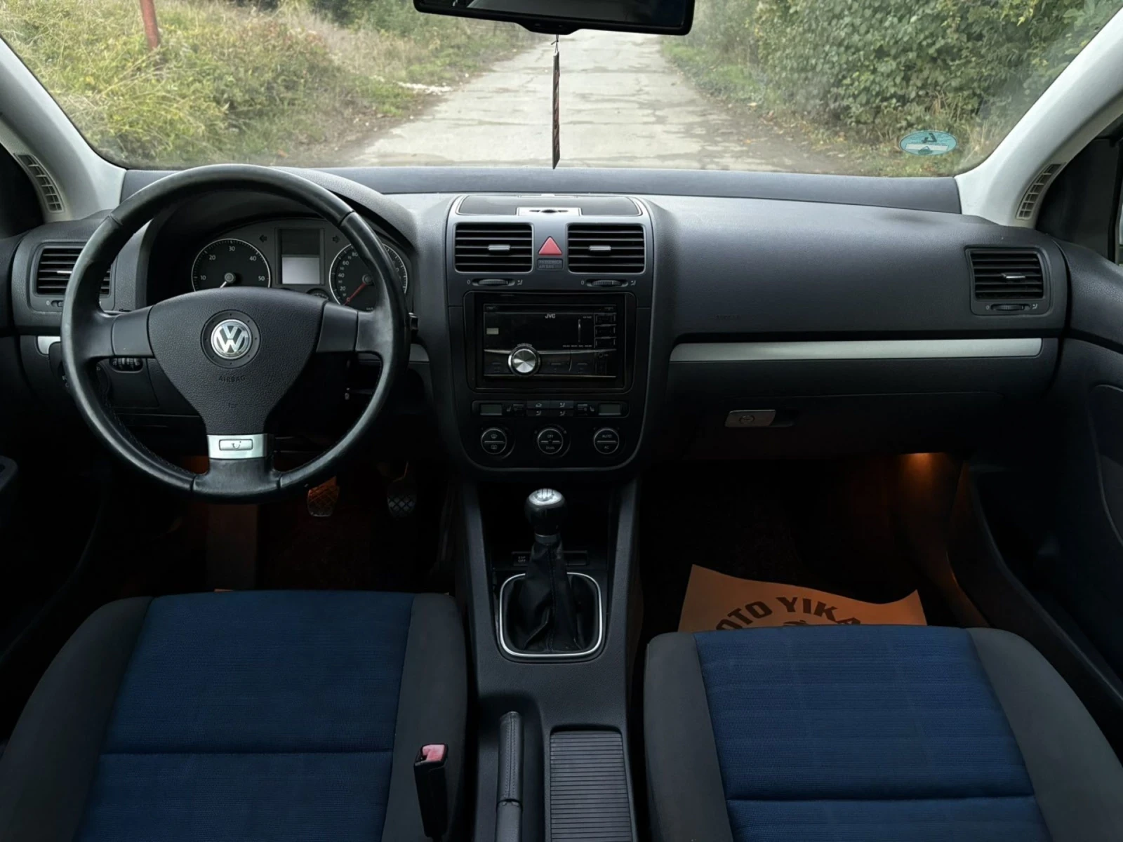 VW Golf TOUR - изображение 6