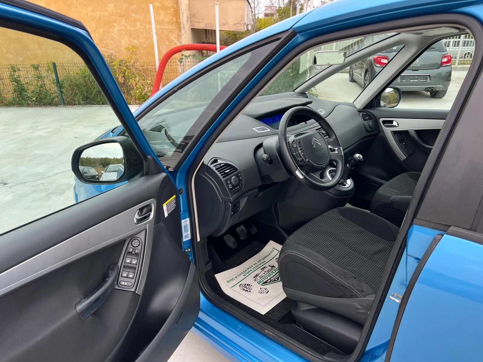 Citroen C4 Picasso 1.6HDi-109-КОНЯ - изображение 8