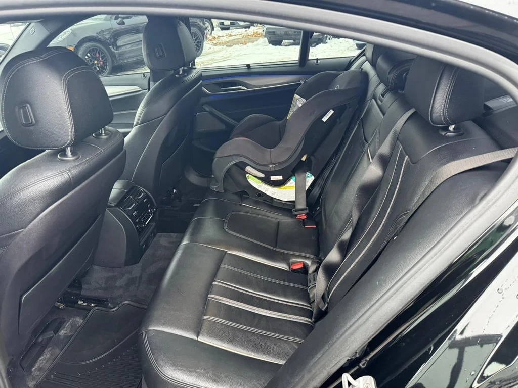 BMW 530 530i xDrive  CARFAX | Mobile.bg � ����������� 16