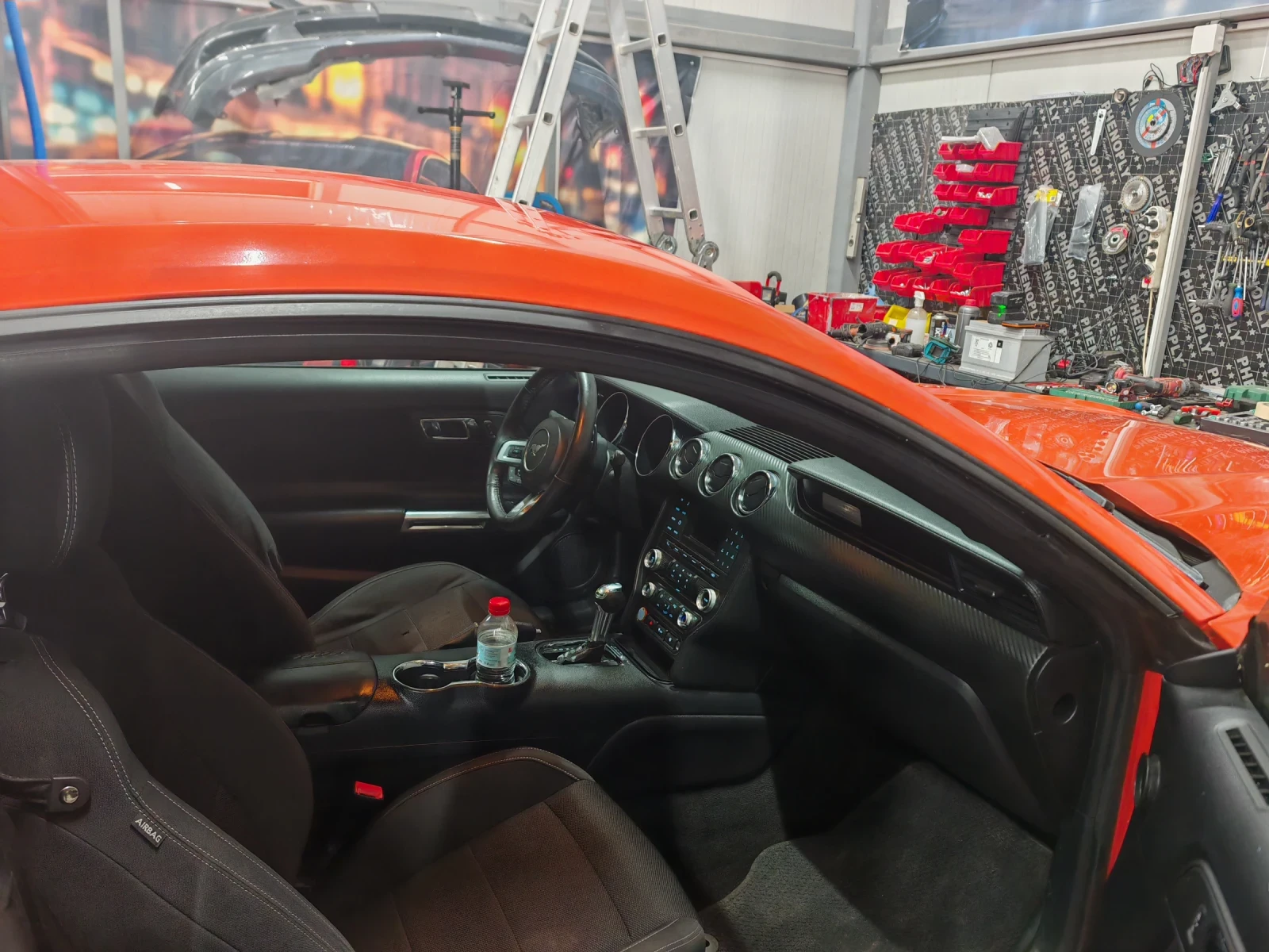 Ford Mustang 3.7 V6 avtomat  - изображение 10