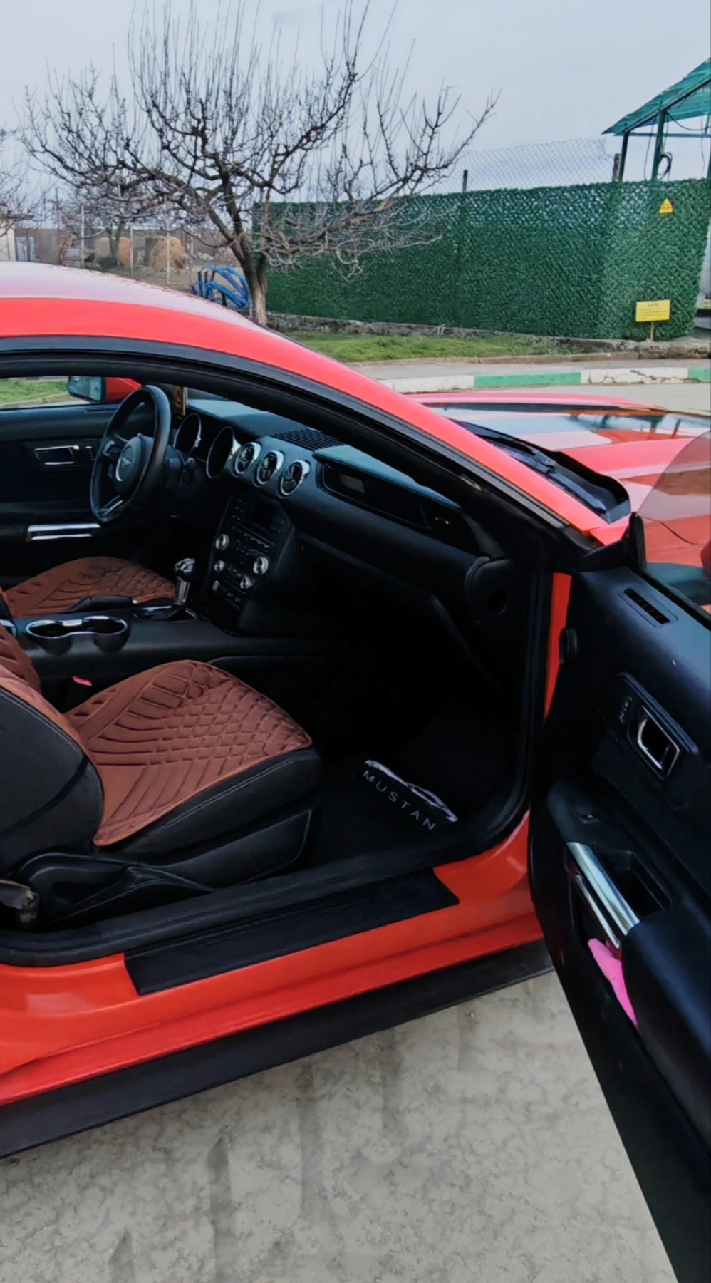 Ford Mustang 3.7 V6 avtomat , снимка 12 - Автомобили и джипове - 53660960