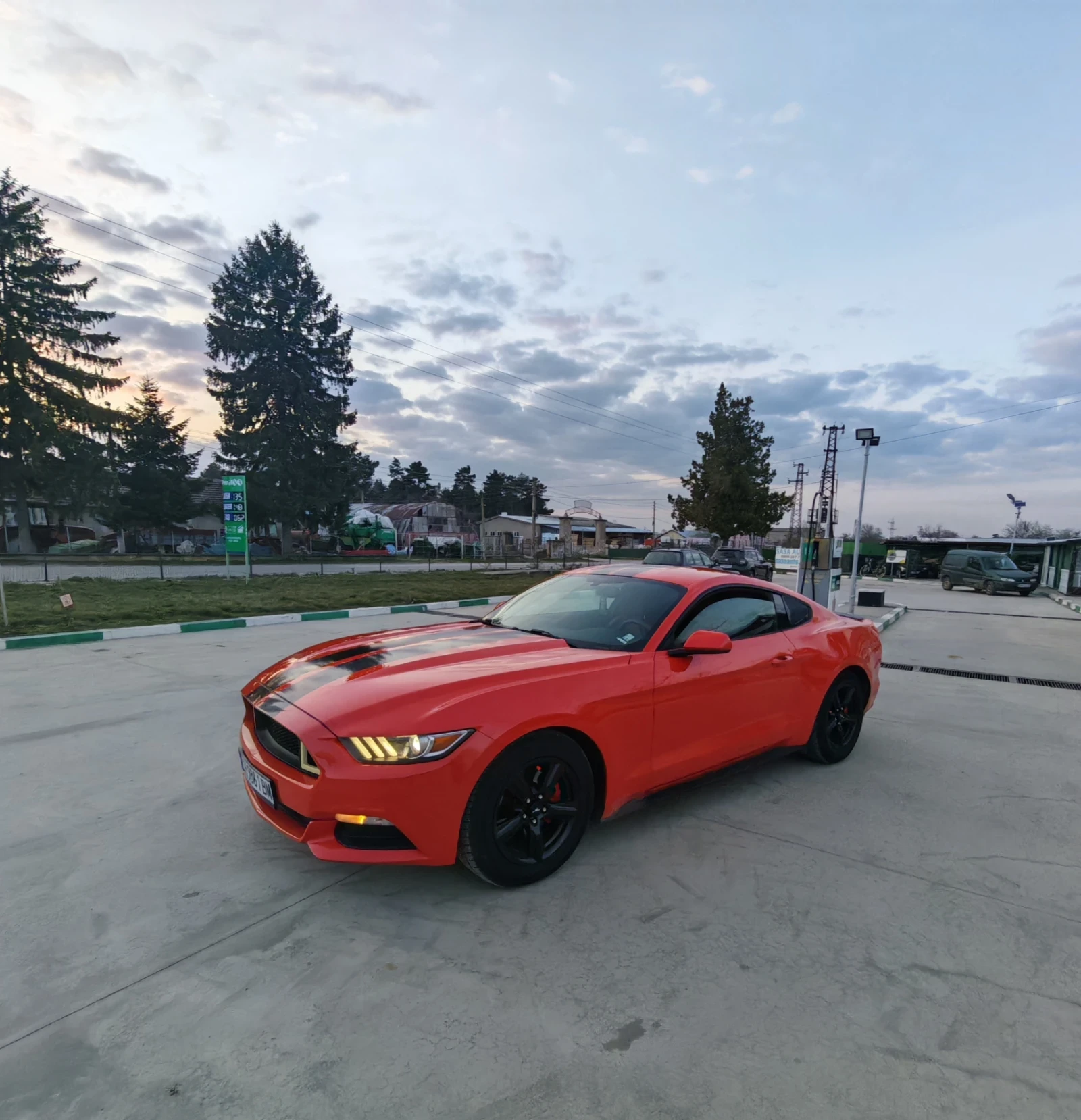 Ford Mustang 3.7 V6 avtomat , снимка 9 - Автомобили и джипове - 53660960
