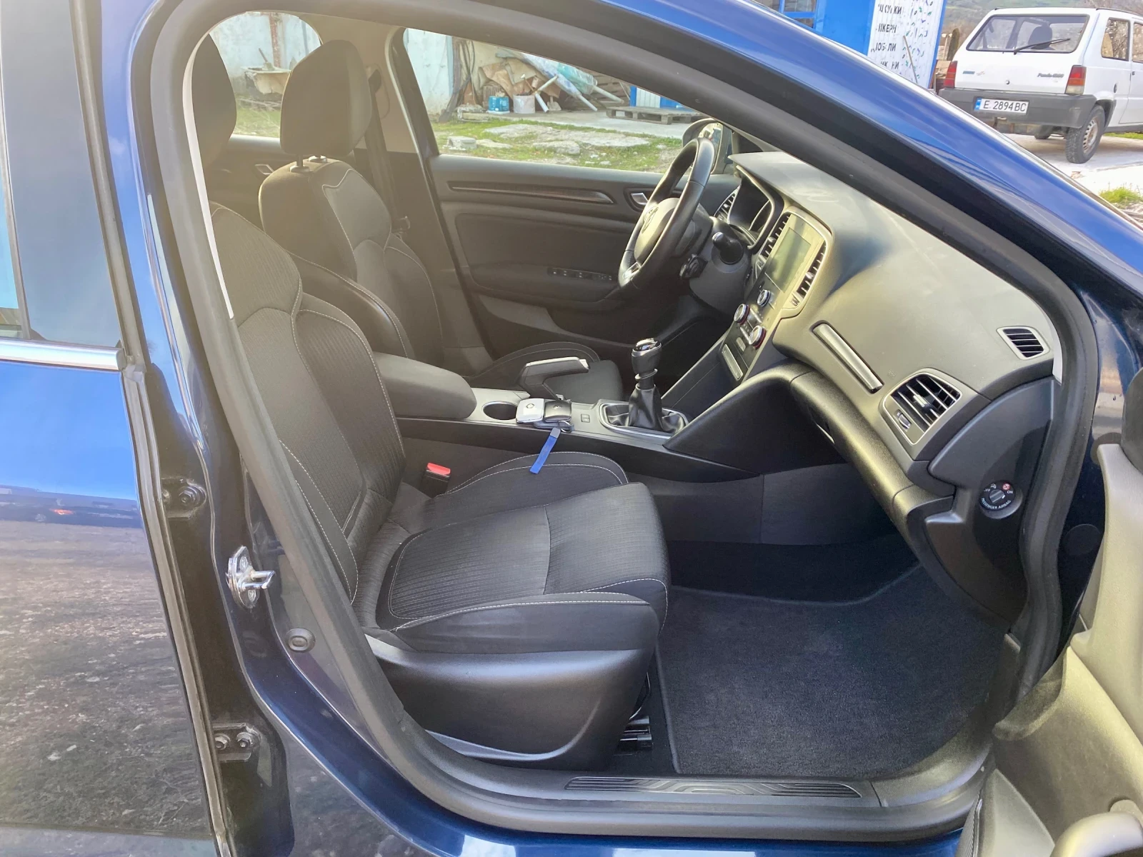 Renault Megane 1.5DCI 110k.c, снимка 17 - Автомобили и джипове - 53747854