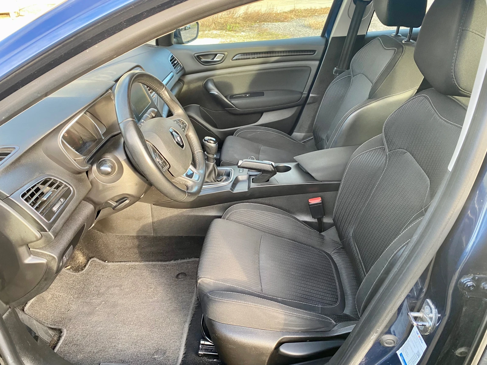 Renault Megane 1.5DCI 110k.c, снимка 13 - Автомобили и джипове - 53747854