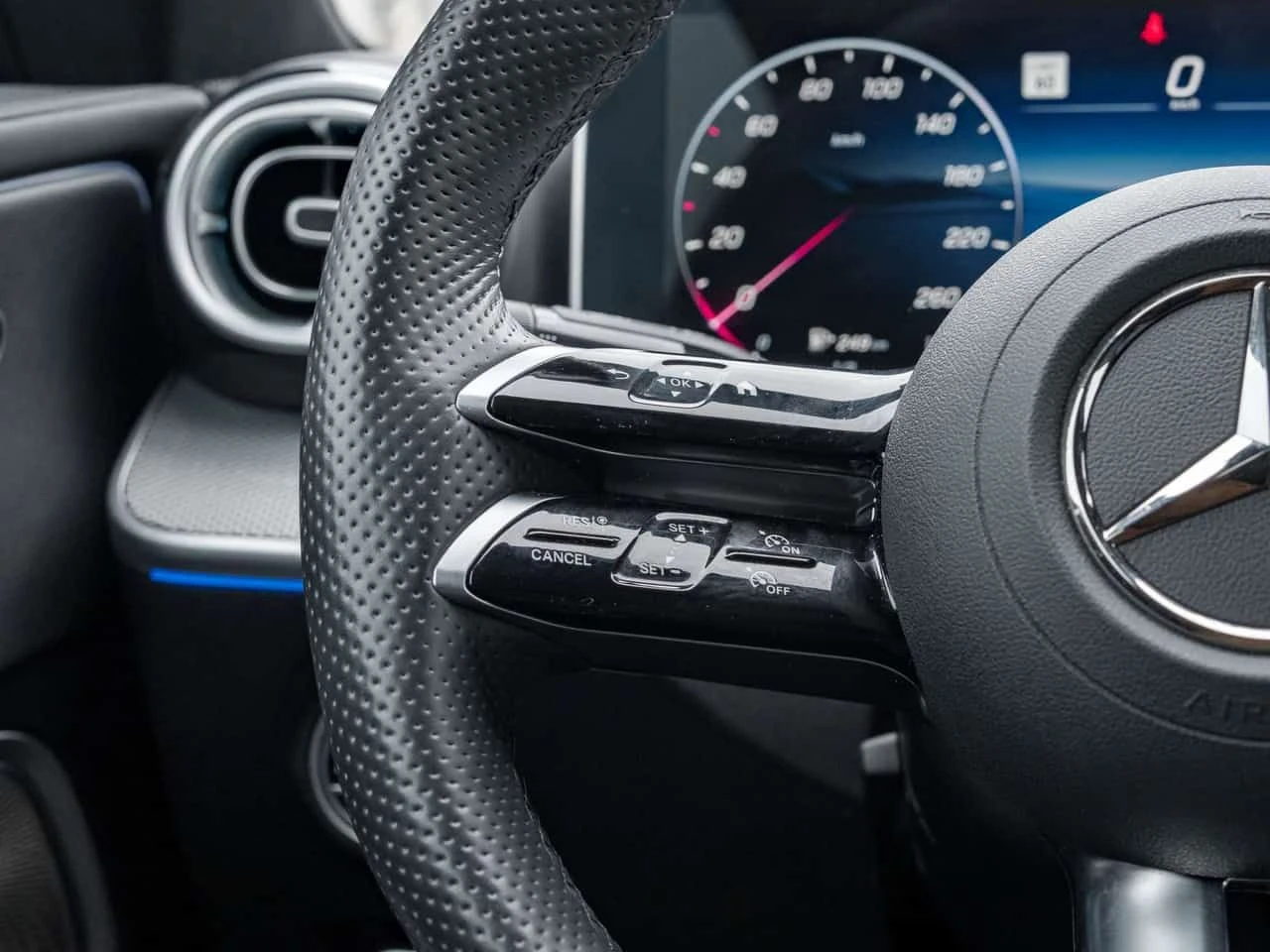 Mercedes-Benz CLE * CLE300 4MATIC/CLE300 4 M Turbo * CARFAX * ���� � | Mobile.bg � ����������� 10