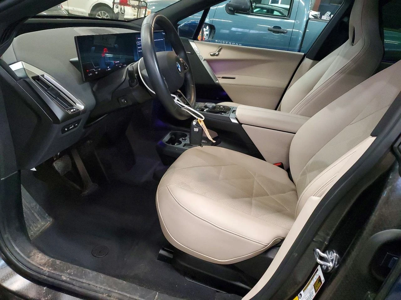 BMW iX xDrive50 | Mobile.bg � ����������� 7